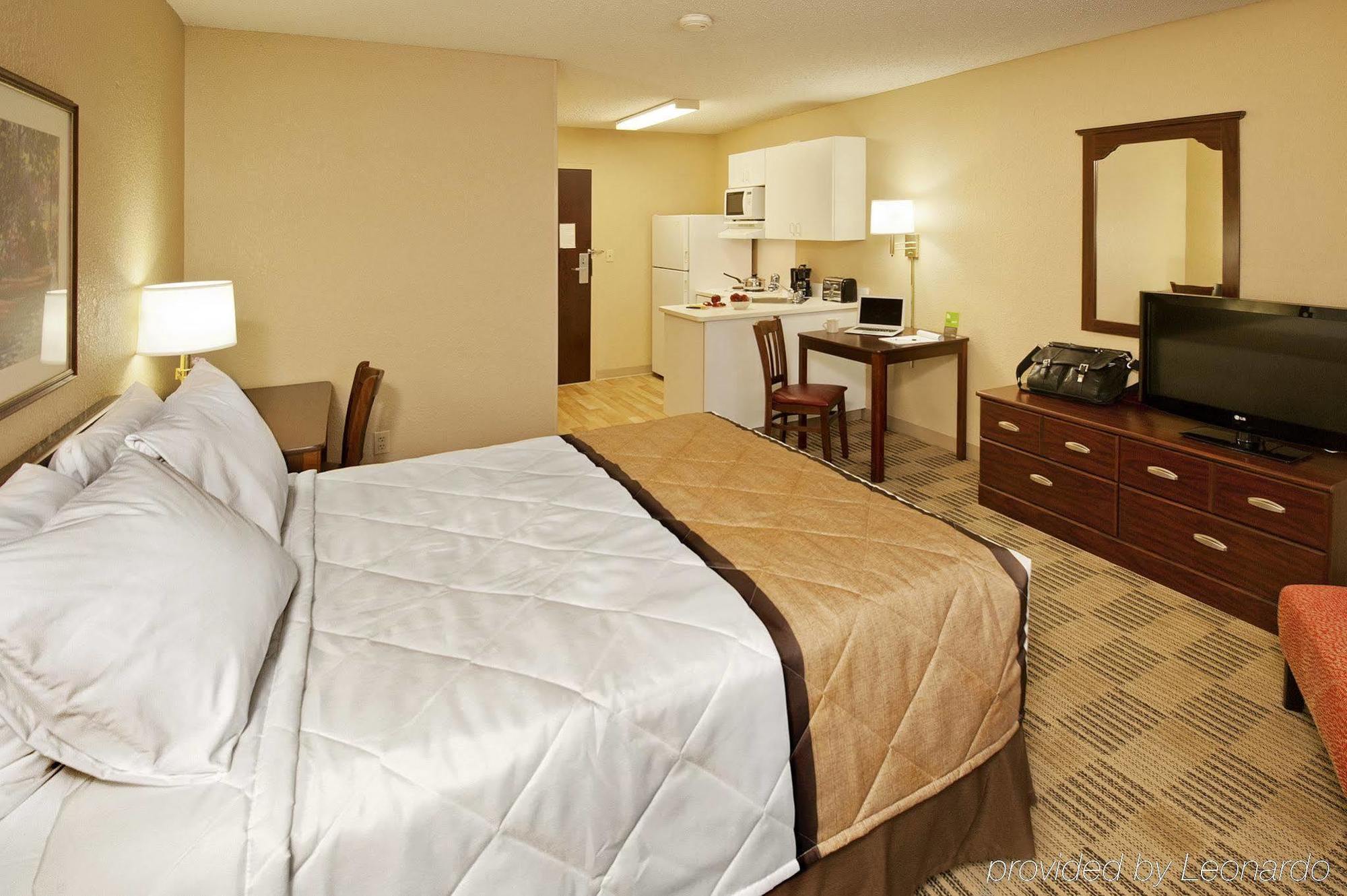 Extended Stay America Suites - Cincinnati - Blue Ash - Kenwood Road Exterior foto