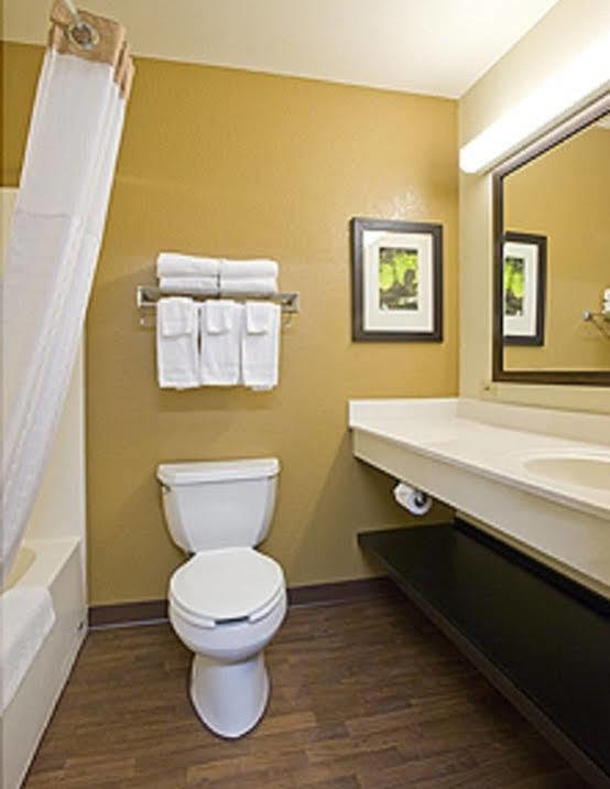 Extended Stay America Suites - Cincinnati - Blue Ash - Kenwood Road Exterior foto